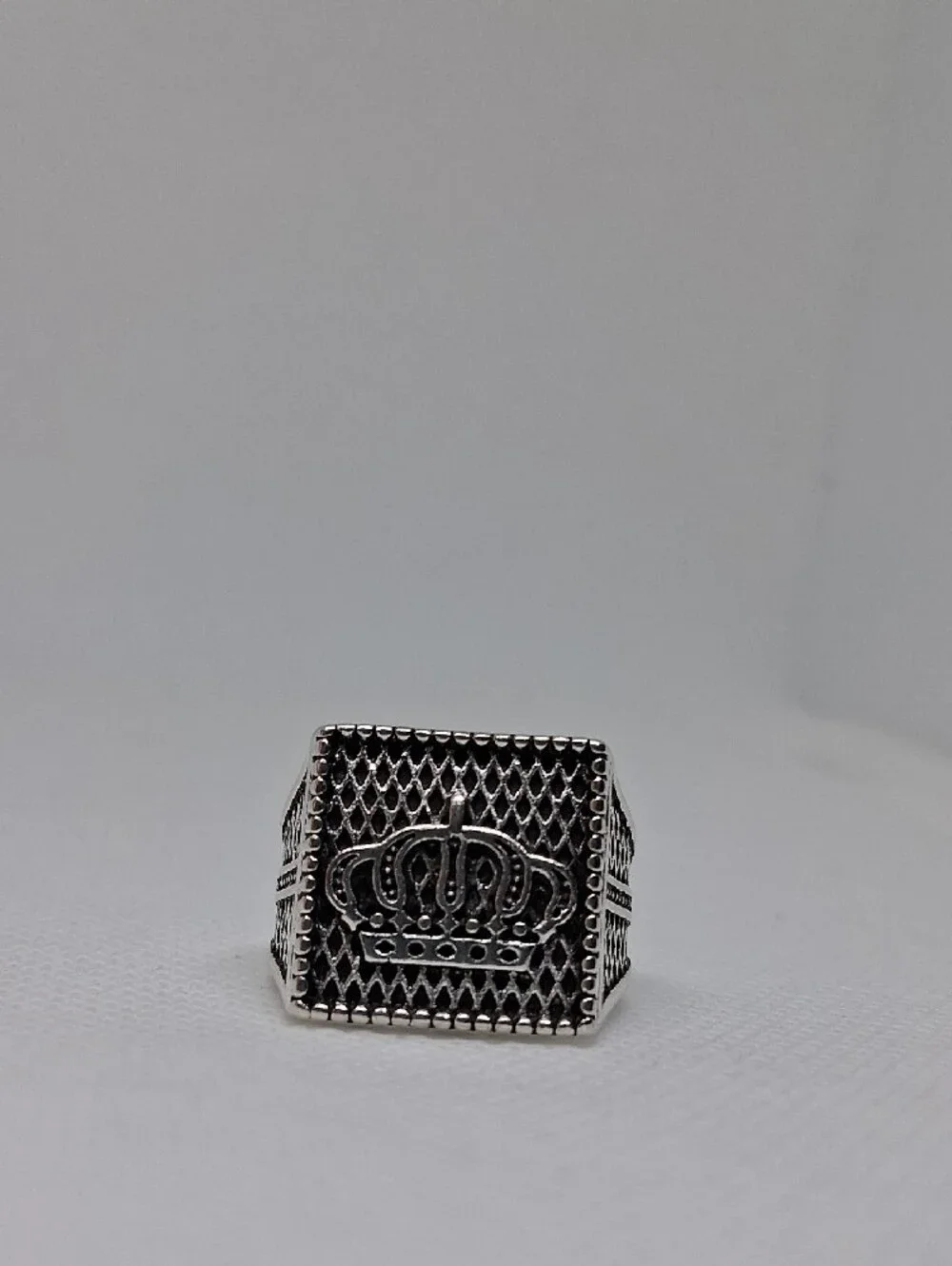 Men's Silver Crown Motif Signet Ring